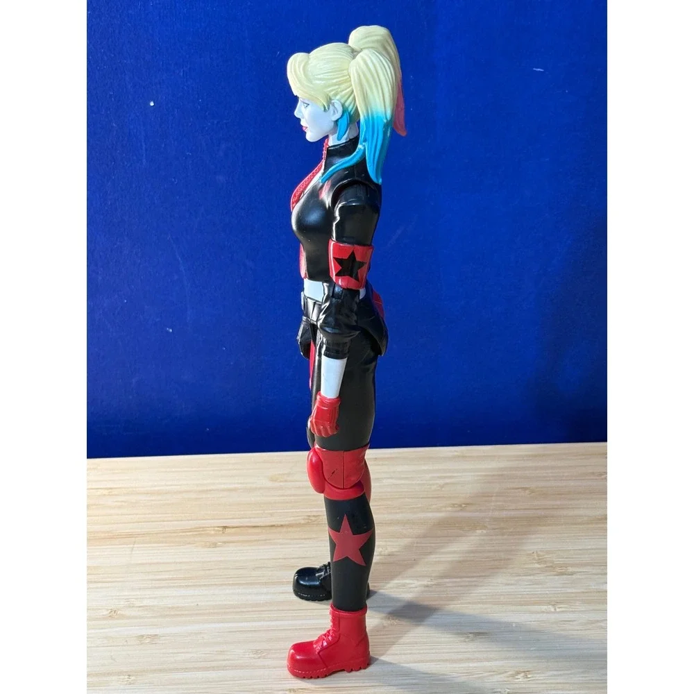 DC Comics Harley Quinn 12 Inch Action Figure Red Black Suit Spin Master 2020